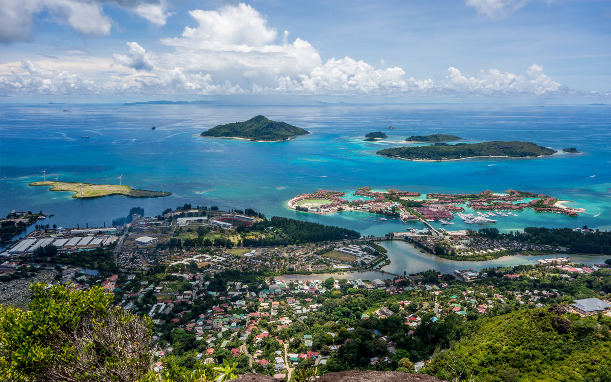 Safari and The Seychelles on board Emerald Azzurra departing 12