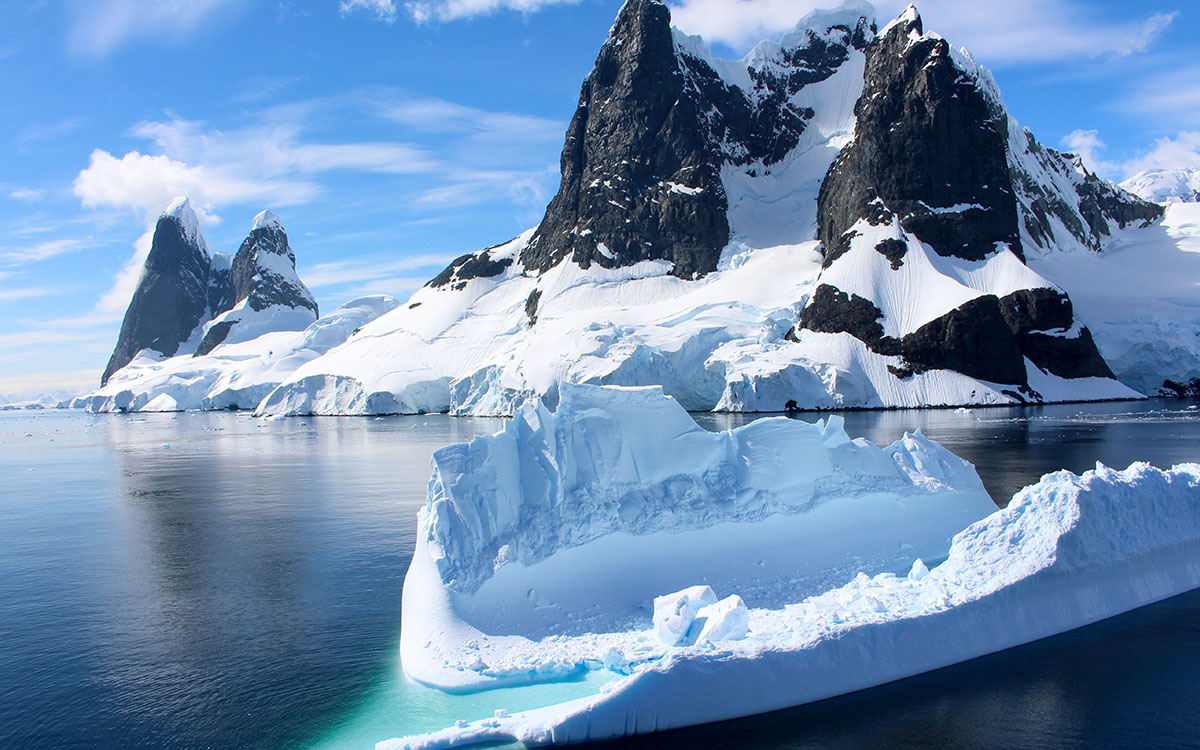 Antarctica South Georgia and Falkland Islands Scenic Eclipse Ii 21 Nights